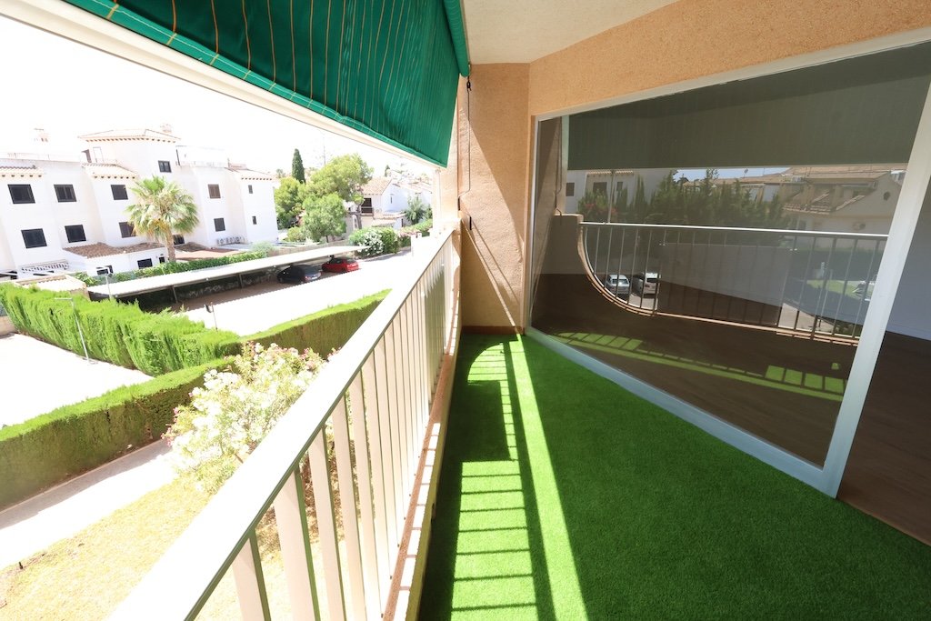 Apartment in Urbanizacion los Balcones - Image 2