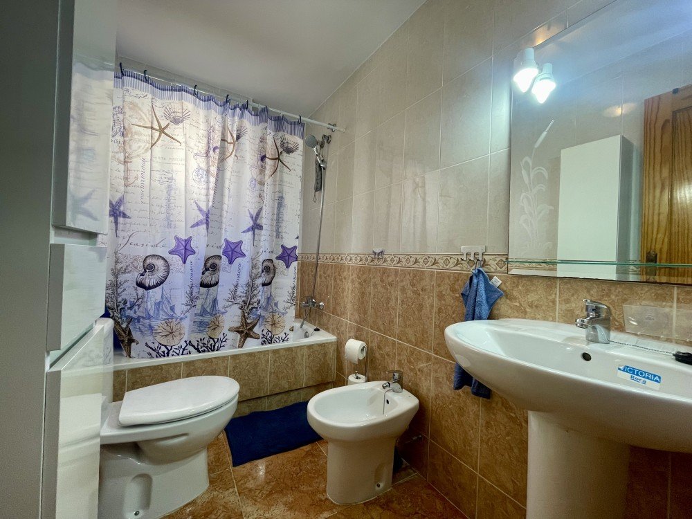 PRECIOSO ÁTICO CON PISCINA COMUNITARIA EN TORREVIEJA