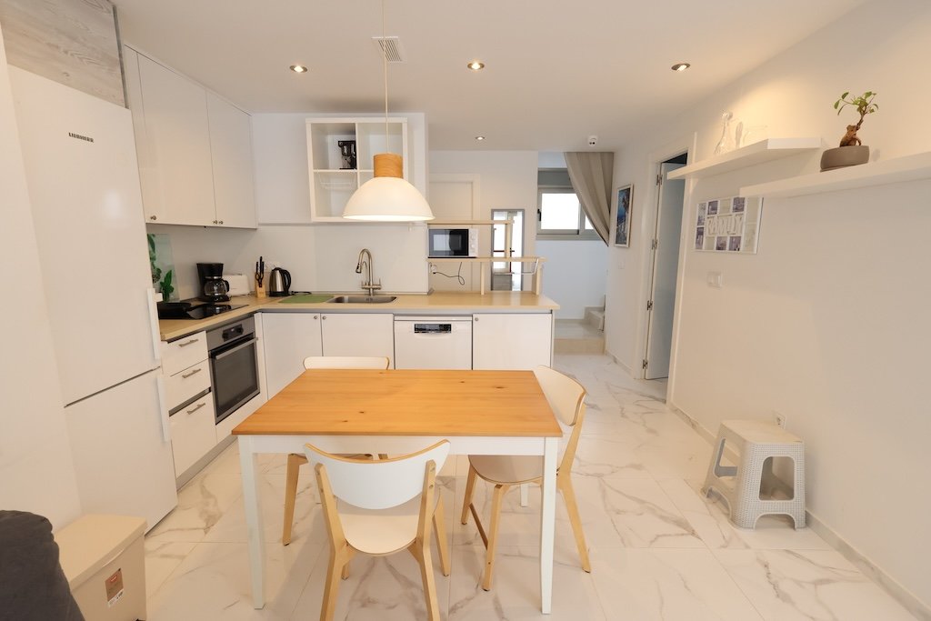 VILLA INDEPENDIENTE CON PISCINA PRIVADA EN ORIHUELA COSTA