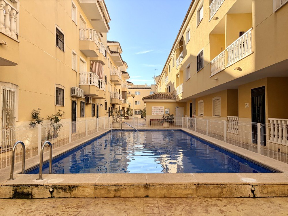 APARTMENT WITH COMMUNAL POOL IN FORMENTERA DEL SEGURA