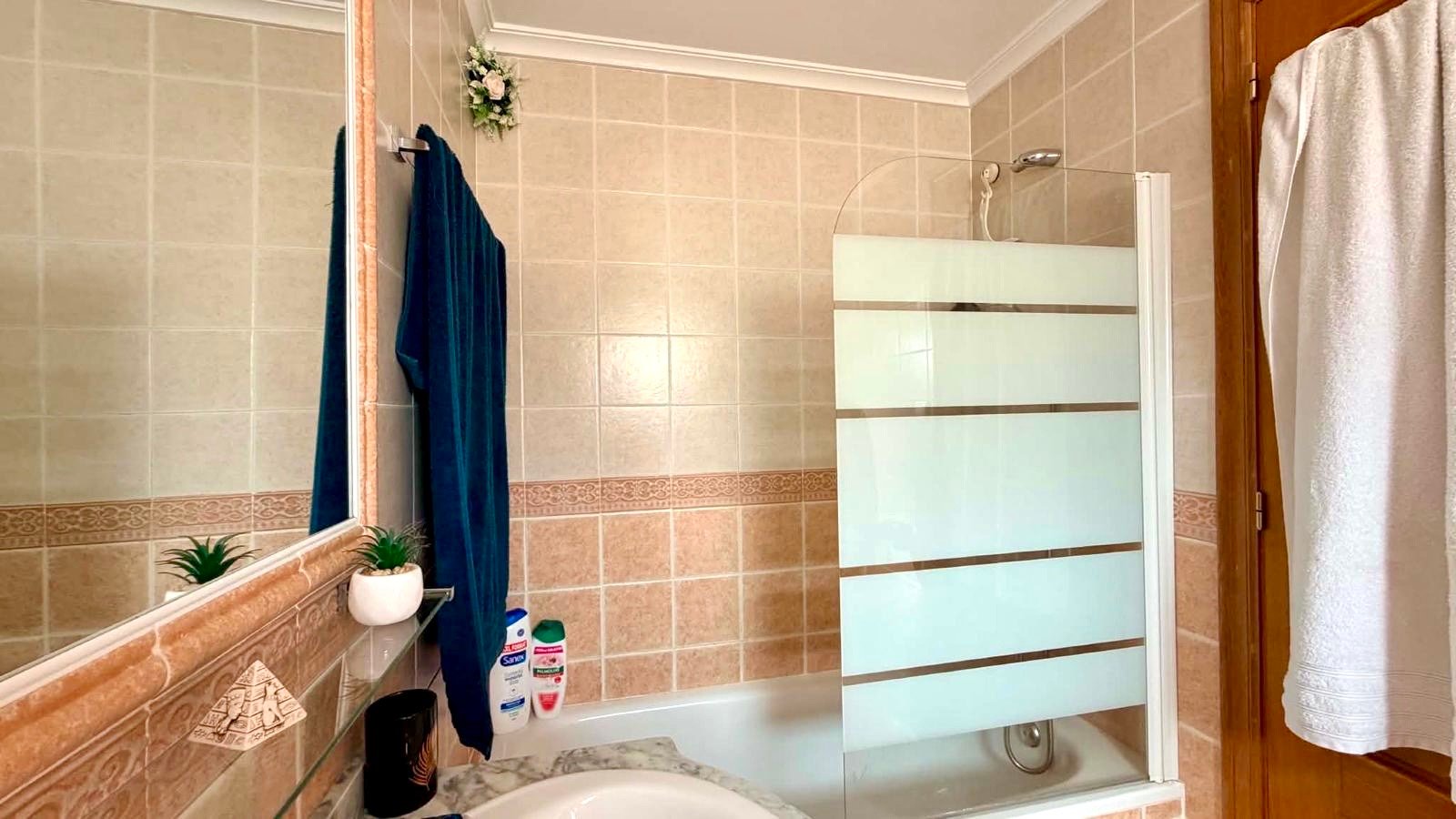 BEAUTIFUL QUAD PROPERTY FOR SALE IN LA MARINA WITH SEA VEIWS