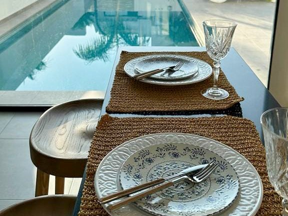 AMAZING SEMI DETACHED VILLA IN URB. LA MARINA